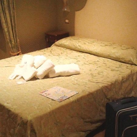 Trevi Qq Rooms Rome Extérieur photo